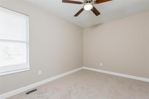 215 Jacob Ln, Ballwin, MO 63021 photo 18