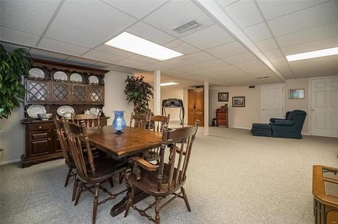750 Strafford Rdg, Ballwin, MO 63021 photo 31