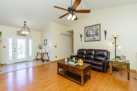 2445 Eagle Forest Dr, Saint Charles, MO 63303 photo 6