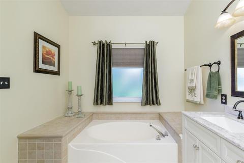 2445 Eagle Forest Dr, Saint Charles, MO 63303 photo 28