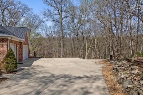 353 Lewis Bluff Cir, Eureka, MO 63025 photo 5