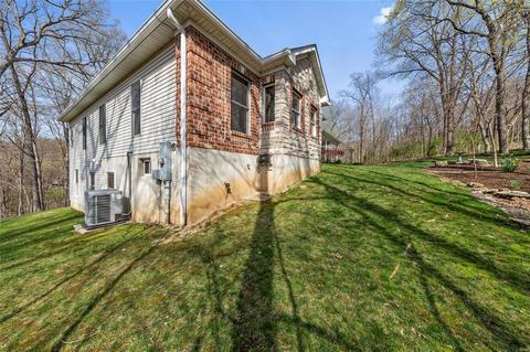 353 Lewis Bluff Cir, Eureka, MO 63025 photo 69