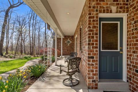 353 Lewis Bluff Cir, Eureka, MO 63025 photo 11