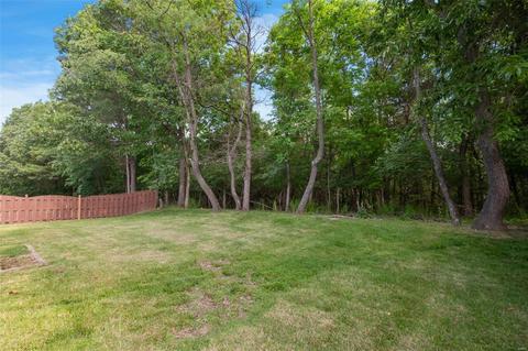 1045 Columbard Dr, Ballwin, MO 63021 photo 17