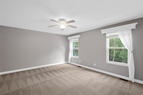 1045 Columbard Dr, Ballwin, MO 63021 photo 25