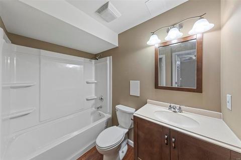 735 Ashton Way Cir, Eureka, MO 63025 photo 19