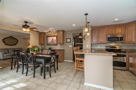 612 Spring Meadows Dr, Ballwin, MO 63011 photo 24
