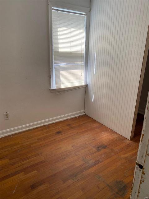 3731 Dixie Dr, Saint Ann, MO 63074 photo 8