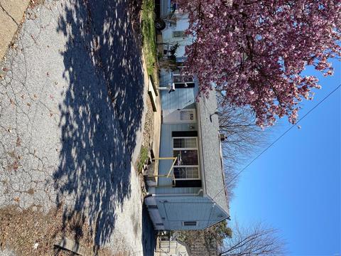 3731 Dixie Dr, Saint Ann, MO 63074 photo 2