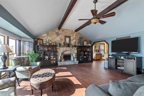 514 Fox Pointe Dr, Saint Charles, MO 63304 photo 8
