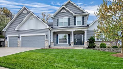19 Tanglewood Trl, Ballwin, MO 63021 photo 1
