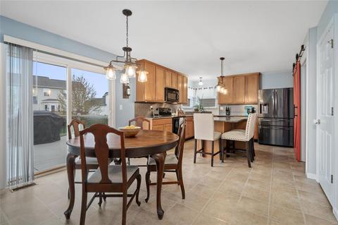 190 Roxbury Dr, O'fallon, MO 63366 photo 14
