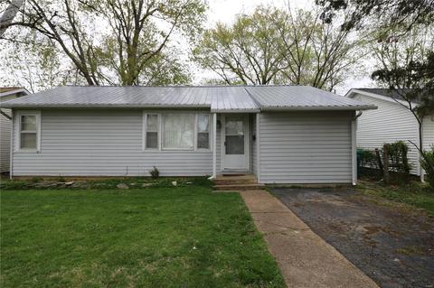 38 Sullivan Homes For Sale Sullivan Mo Real Estate Movoto