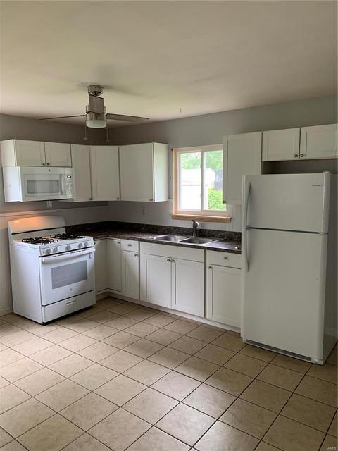 802 Taylor Pl, O'fallon, MO 63366 photo 2