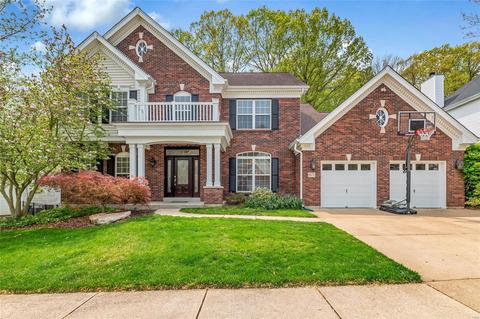 877 Castle Pines Dr, Ballwin, MO 63021 photo 1