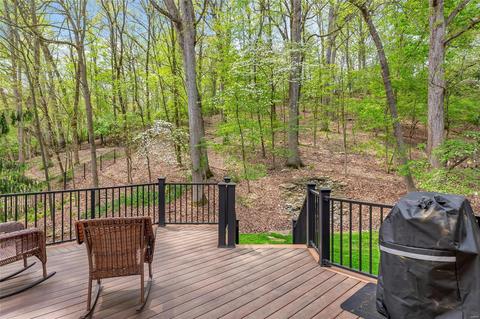 877 Castle Pines Dr, Ballwin, MO 63021 photo 30
