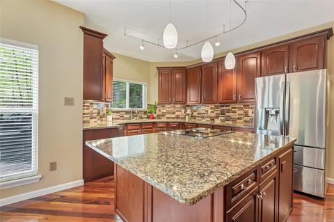 877 Castle Pines Dr, Ballwin, MO 63021 photo 16