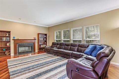 877 Castle Pines Dr, Ballwin, MO 63021 photo 4
