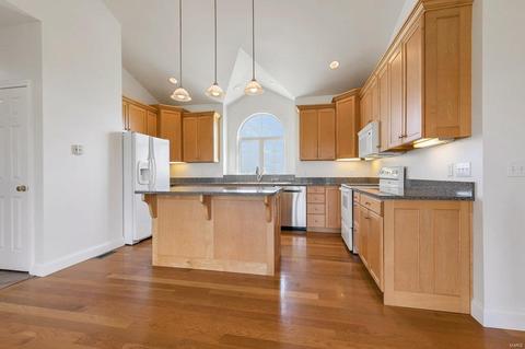 2437 Goldfinch Dr, O'fallon, MO 63366 photo 14