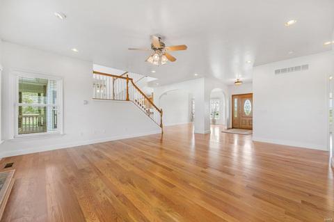 2437 Goldfinch Dr, O'fallon, MO 63366 photo 10