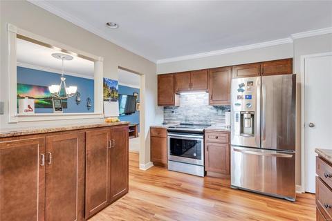 413 Augustine, Eureka, MO 63025 photo 18