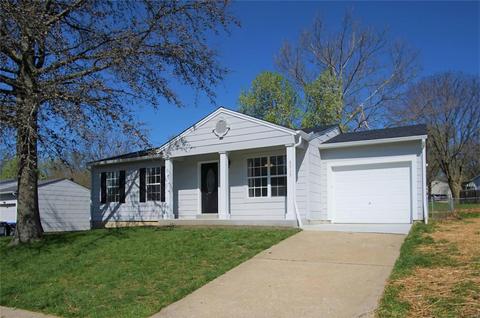2313 Amarillo Dr, O'fallon, MO 63368 photo 2