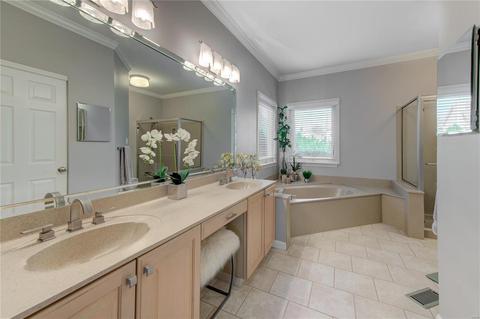 411 Arbor Gln, Ballwin, MO 63021 photo 14