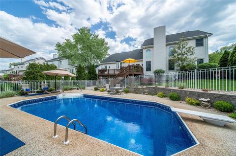 411 Arbor Gln, Ballwin, MO 63021 photo 31