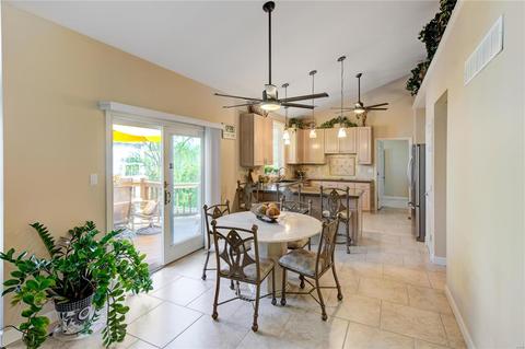 411 Arbor Gln, Ballwin, MO 63021 photo 9
