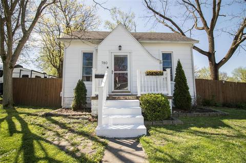 12 Nashville Homes For Sale Nashville Il Real Estate Movoto