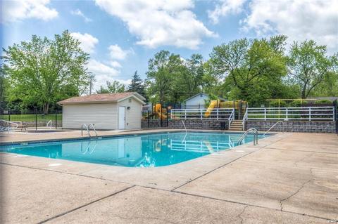 877 Portsdown Rd, Ballwin, MO 63011 photo 17