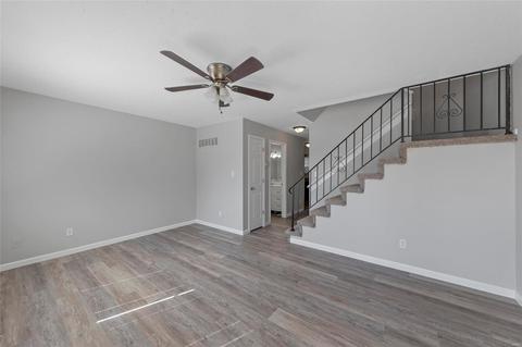 877 Portsdown Rd, Ballwin, MO 63011 photo 3