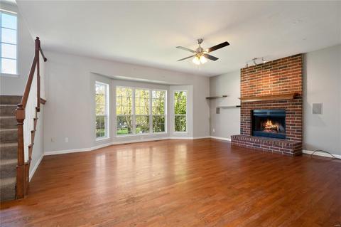 749 Hawk Run Dr, O'fallon, MO 63368 photo 3