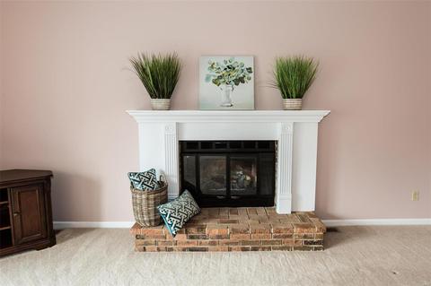 702 Sandy Summit Dr, Ballwin, MO 63021 photo 8