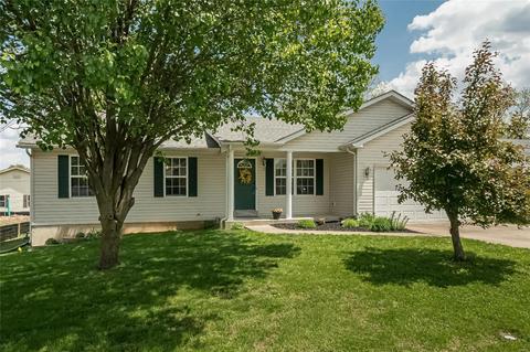 6 N Perry Dr, O'fallon, MO 63366 photo 1