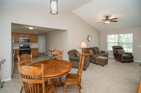 6 N Perry Dr, O'fallon, MO 63366 photo 16