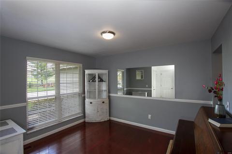 395 White Chapel Dr, O'fallon, MO 63368 photo 9