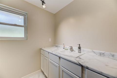 5426 Ringer Rd, Saint Louis, MO 63129 photo 12