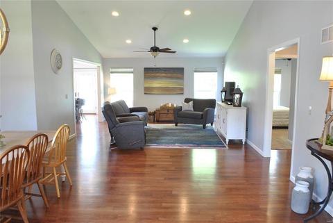 3387 Fee Fee Rd, Bridgeton, MO 63044 photo 12