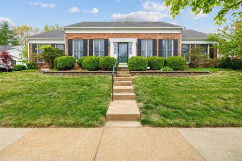 1343 Rusticview Dr, Ballwin, MO 63011 photo 1