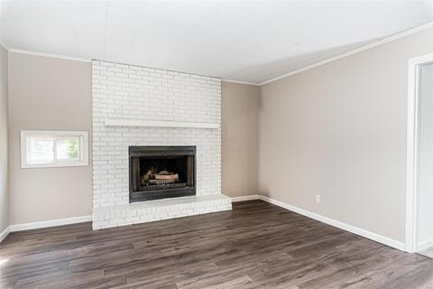 324 Spring Meadows Dr, Manchester, MO 63011 photo 8