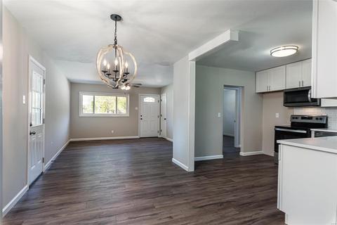 324 Spring Meadows Dr, Manchester, MO 63011 photo 9