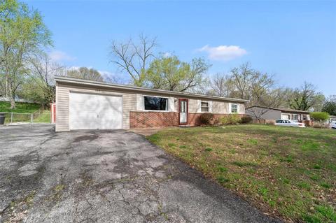 245 Ries, Ballwin, MO 63021 photo 3