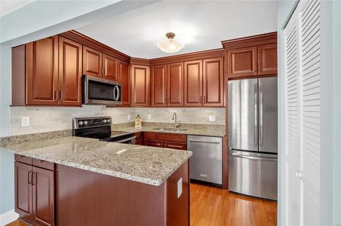 1525 Autumn Leaf Dr, Ballwin, MO 63021 photo 9
