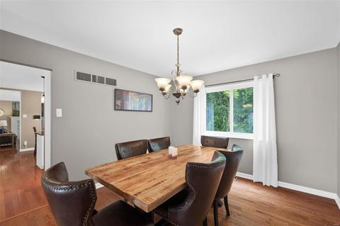 738 Carman Woods Dr, Manchester, MO 63021 photo 6