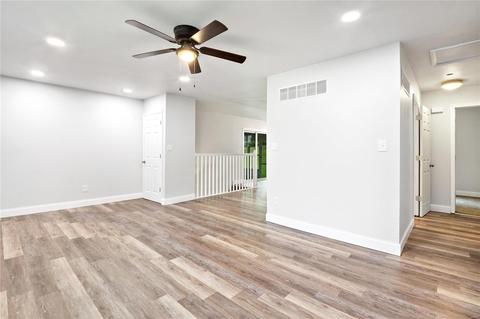 1207 Esterling, Saint Charles, MO 63301 photo 6