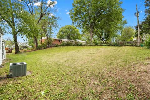 1207 Esterling, Saint Charles, MO 63301 photo 26