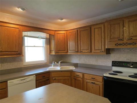 126 Timka Dr, Ballwin, MO 63011 photo 6
