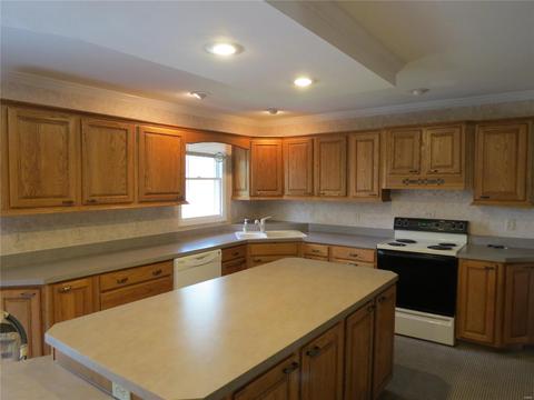 126 Timka Dr, Ballwin, MO 63011 photo 7