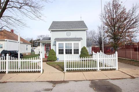 38 Sullivan Homes For Sale Sullivan Mo Real Estate Movoto